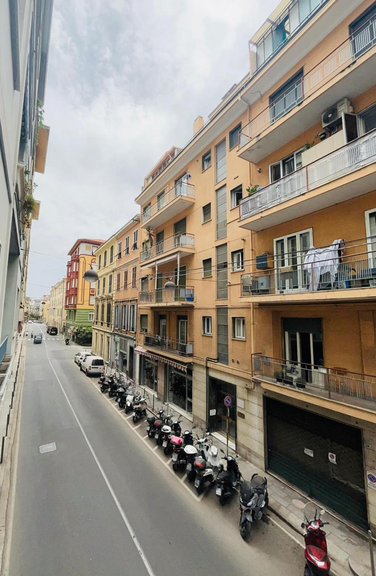 Ampio Appartamento Centrale Sanremo Exterior foto